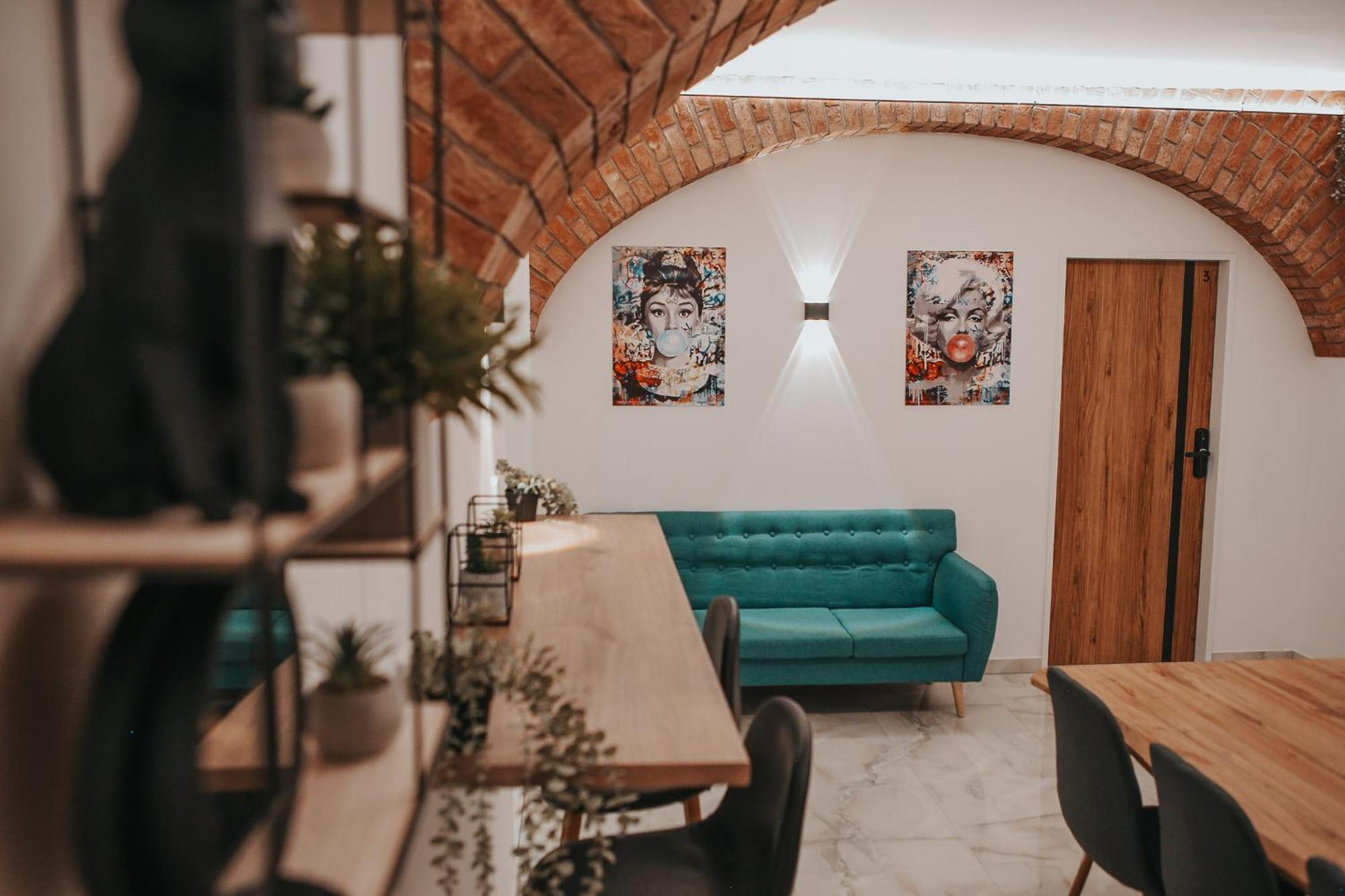 Zizkoff Apartments — Photos 2
